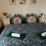 Eva *